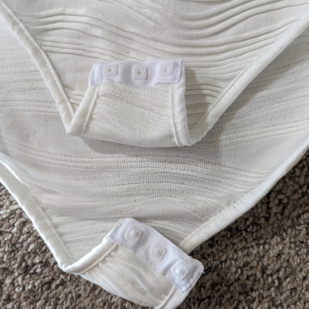 Boture White Line Texture Strapless Sleeveless Romper Size Medium - Picture 8 of 10
